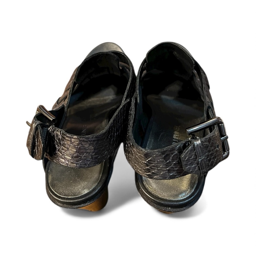 Donald Pliner Gaia Pewter Strappy Wedge Reptile Print Sandals Size 7.5M - Picture 9 of 11